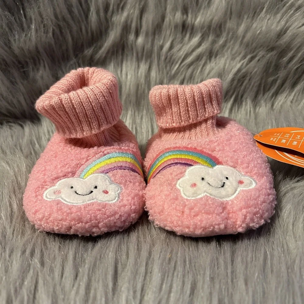 Wonder Nation Slippers Baby Girl's Size 5 Pink Fuzzy Rainbow Bootie Shoes NEW